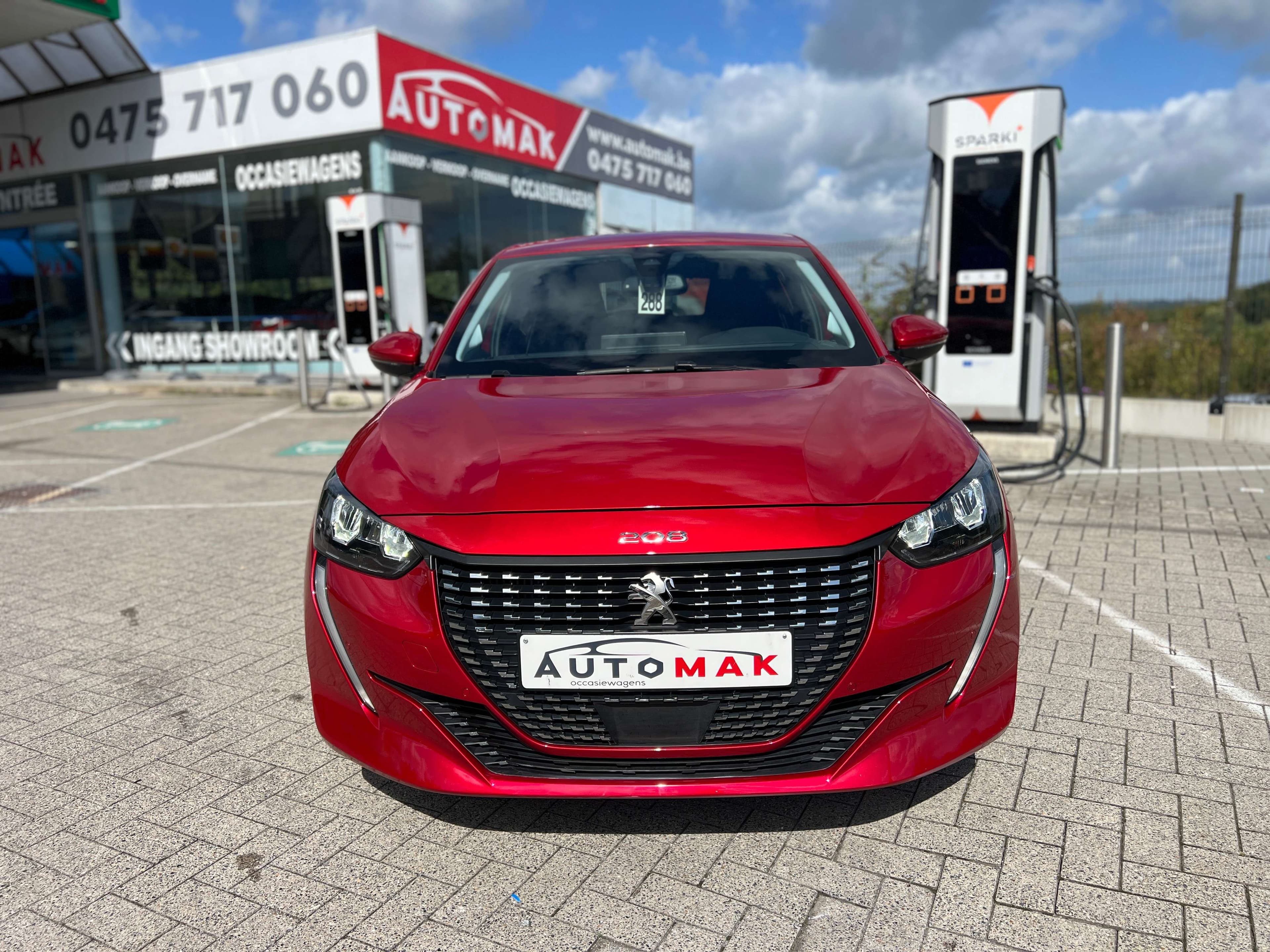Peugeot 208 2021 Rouge — vue principale