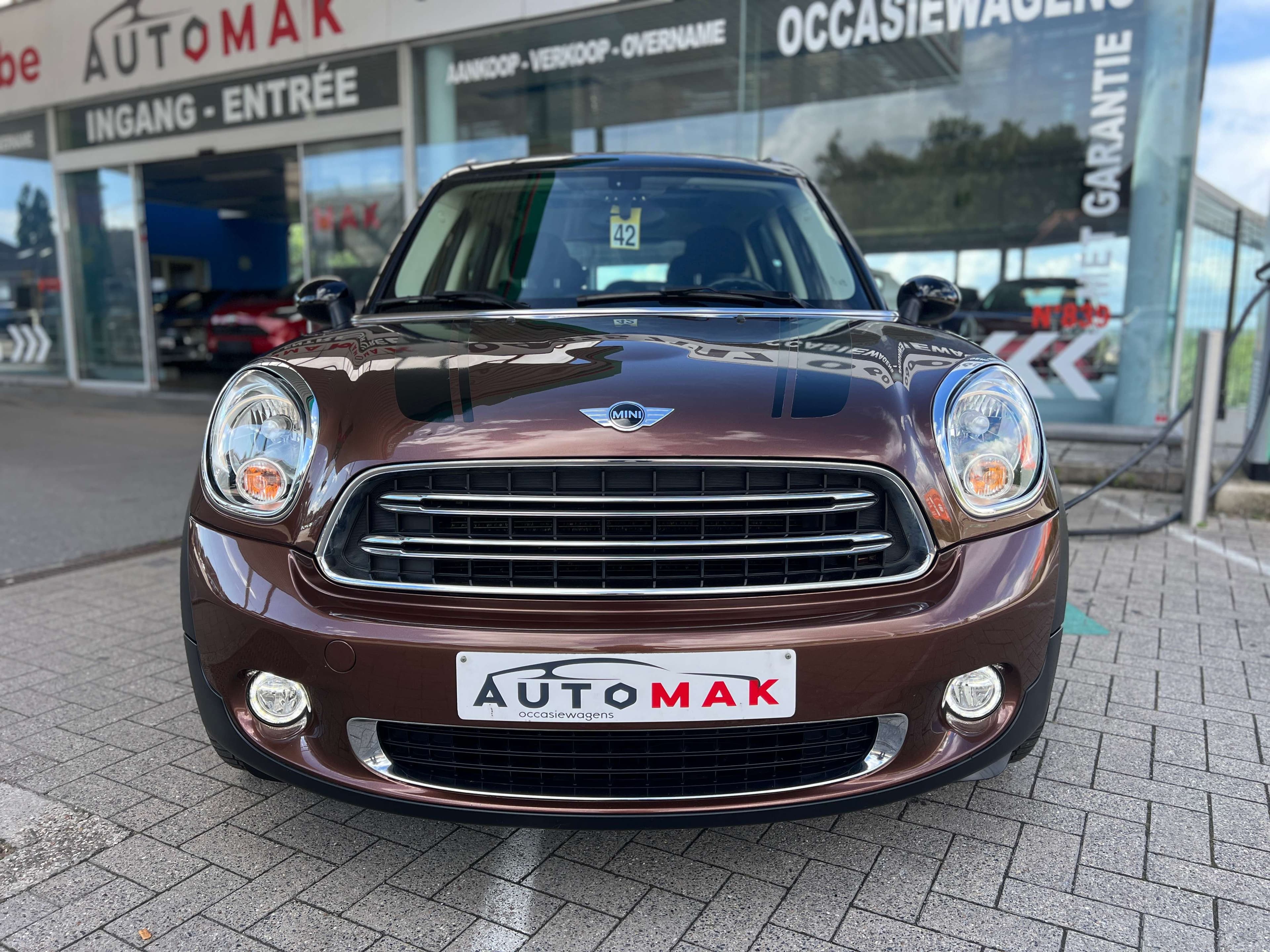 MINI Cooper Countryman 2016 Marron — vue principale